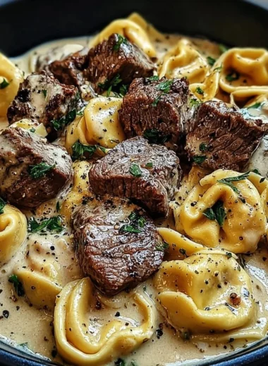 Delicious Garlic Steak Tortellini served in Creamhouse Sauce