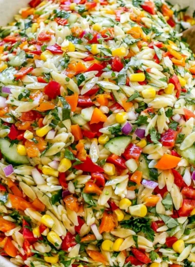 Colorful Rainbow Orzo Salad with Fresh Vegetables and Dressing